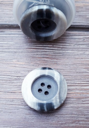 4 gats mantelknoop 25 mm