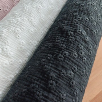 begorduurde bloemen uit Frankrijk