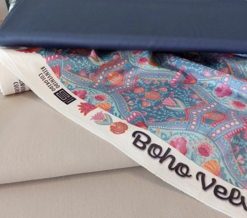 combinatie met satijn midnight blue