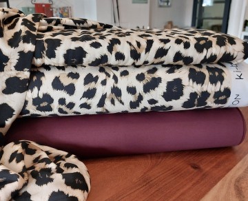 Leo viscose en french terry punta di Roma burgundy