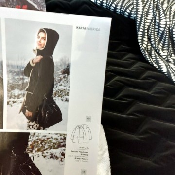 peachskin en jaspatroon Katia