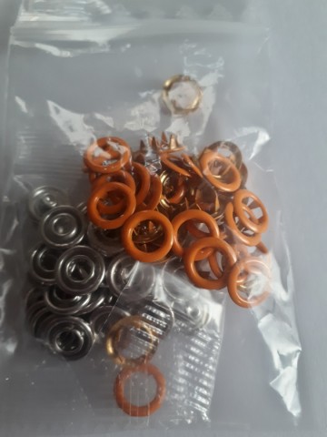 Baby drukkers oranje