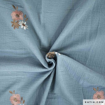 Blauw geborduurde mousseline met bloemmotieven 2354 2 01 katia g