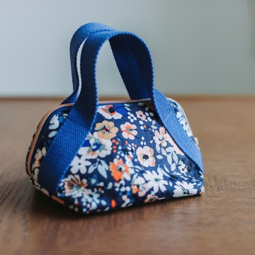 Flower joy m cotton canvas gabardine twill oceana blue 09s