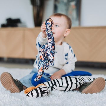 Flower joy m cotton canvas gabardine twill oceana blue 30s