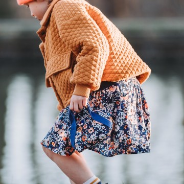 Flower joy m ecovero viscose rayon satin oceana blue 10s