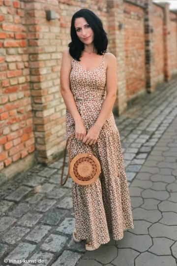 Irinaskunsthappyleo713170 6