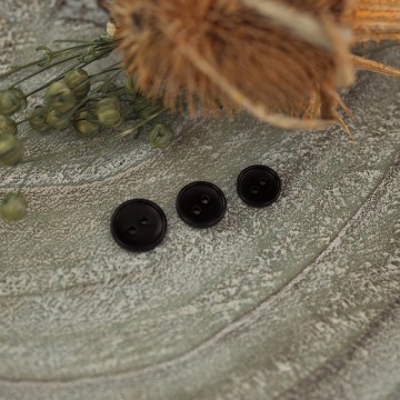 See you at six collection autumn 2021 button 12 corozo black 22b  0