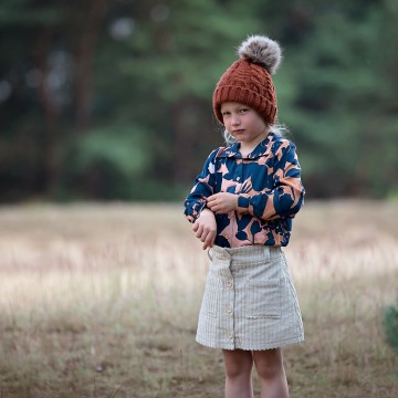 See you at six corduroy wide rib sand shell 17s