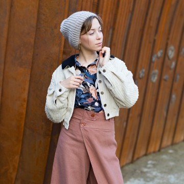 See you at six corduroy wide rib sand shell 44s