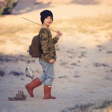 See you at six fabrics wi22 fish study l french terry olive drab 43b 0