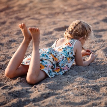 See you at six flower painting m french terry 038s