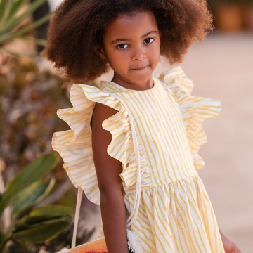 See you at six wiggly verticals yellow m cotton papyrus creme 095s