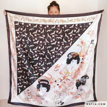 Stoffenpaneel satin brillant sakura scarf 2238 2 02 katia g