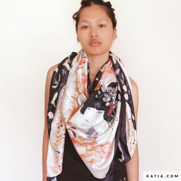 Stoffenpaneel satin brillant sakura scarf 2238 2 04 katia g
