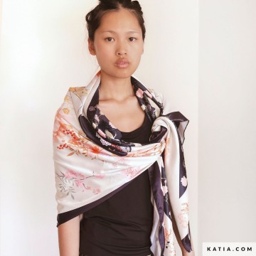 Stoffenpaneel satin brillant sakura scarf 2238 2 06 katia g