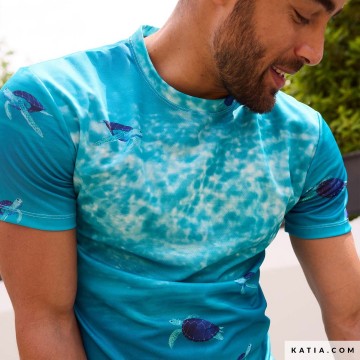 Technische sportstof met zeeschildpadprint 2290 1 03 katia g