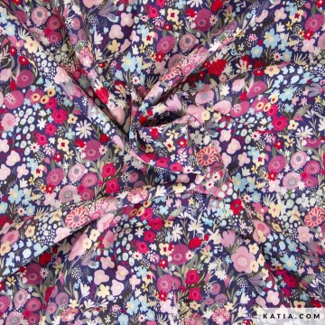 Winterviscosestof met bloemenprint 2360 1 01 katia g